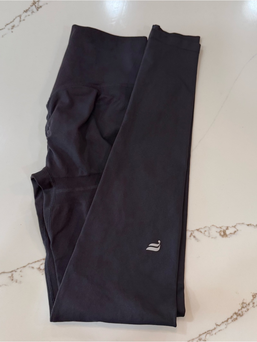 Fabletics Butt Scrunch Leggings | Black | Size S